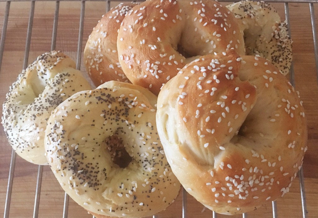 Easy Breakfast Bagels