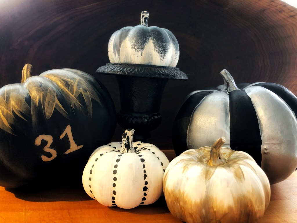 Decorating Dollar Store&nbsp;Pumpkins